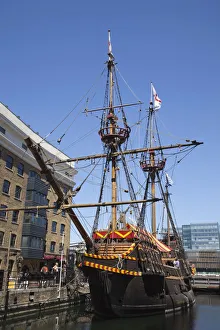 England, London, Southwark, Golden Hinde England, London, Southwark, Golden Hinde