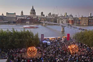 England, London, Thames Festival, Firegarden in front of Tate Modern looking towards England, London, Thames Festival, Firegarden in front of Tate Modern looking towards