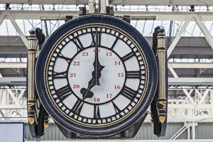 England, London, Waterloo Station, Station Clock England, London, Waterloo Station, Station Clock
