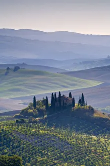 Farmhouse, Val d Orcia, Tuscany, Italy Farmhouse, Val d Orcia, Tuscany, Italy