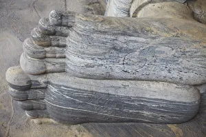 Feet of reclining Buddha statue, Gal Vihara, Polonnaruwa (UNESCO World Heritage Site) Feet of reclining Buddha statue, Gal Vihara, Polonnaruwa (UNESCO World Heritage Site)