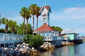 Images Dated 8th July 2014: Florida, Anna Maria Island, Historic Bridge Street Pier, Brandenton Beach, Manatee County