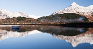 Glencoe village on Loch Leven, Glencoe, Scotland, UK Glencoe village on Loch Leven, Glencoe, Scotland, UK
