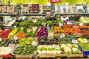 Grocers shop, Bologna, Emilia-Romagna, Italy Grocers shop, Bologna, Emilia-Romagna, Italy