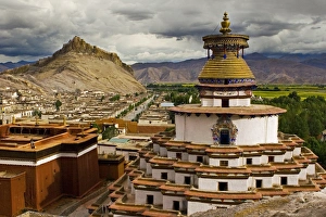 Gyantse monastery, along the friendship highway, Tibet Gyantse monastery, along the friendship highway, Tibet