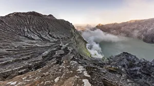 Ijen crater, eastern Giava, Indonesia, Asia Ijen crater, eastern Giava, Indonesia, Asia