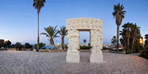 Israel, Tel Aviv, HaPisgah Gardens, Sculpture depicting the fall of Jericho, Isaac's Israel, Tel Aviv, HaPisgah Gardens, Sculpture depicting the fall of Jericho, Isaac's
