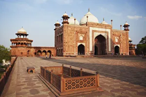 Jawab in grounds of Taj Mahal, Agra, Uttar Pradesh, India Jawab in grounds of Taj Mahal, Agra, Uttar Pradesh, India