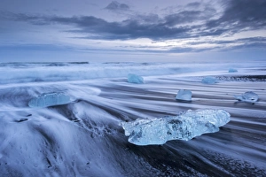 Jokulsarlon ice beach in Southern Iceland, Europe Jokulsarlon ice beach in Southern Iceland, Europe