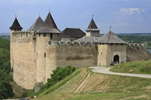 Khotyn fortress, Dniester river, Chernivtsi oblast (province), Ukraine Khotyn fortress, Dniester river, Chernivtsi oblast (province), Ukraine