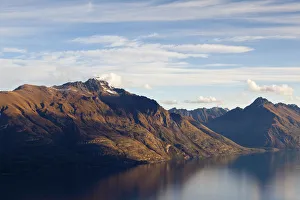 Lake Wakatipu & Dramatic Mountainous Landscape, Queenstown, Central Otago, South Island Lake Wakatipu & Dramatic Mountainous Landscape, Queenstown, Central Otago, South Island