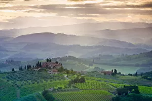 Cyprus Collection: Landscape, San Gimignano, Tuscany, Italy