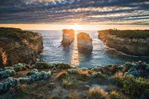 Images Dated 27th January 2017: Loch Ard Gorge, Port Campbell National Park, Victoria, Australia