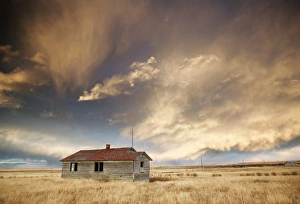 Lone building, Cardston, Alberta, Canada Lone building, Cardston, Alberta, Canada