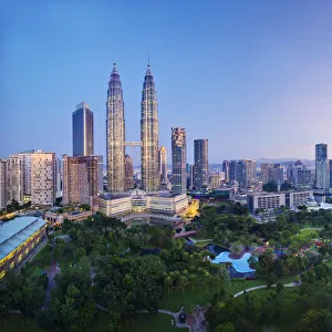 Malaysia, Selangor State, Kuala Lumpur, KLCC (Kuala Lumpur City Centre) Petronas Towers Malaysia, Selangor State, Kuala Lumpur, KLCC (Kuala Lumpur City Centre) Petronas Towers
