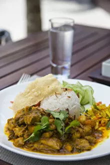 Images Dated 30th September 2014: Mauritian chicken and prawn curry (Mauritius has a majority Indian Hindu population