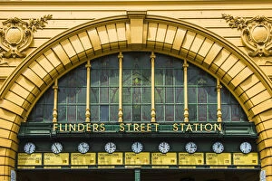 Images Dated 27th January 2017: Melbourne, Victoria, Australia. Flinders Street Station
