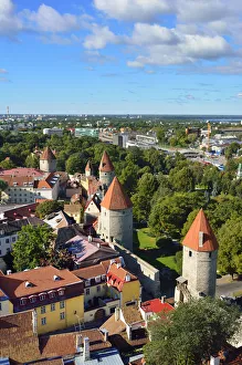 Old Town Wall, a Unesco World Heritage Site. Tallinn, Estonia Old Town Wall, a Unesco World Heritage Site. Tallinn, Estonia