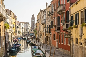 Rio de San Bernaba, Dorsoduro, Venice, Italy Rio de San Bernaba, Dorsoduro, Venice, Italy