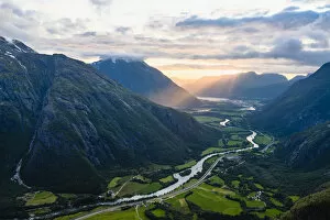 Norway Collection: Romsdalen valley and Rauma river, More og Romsdal, Norway