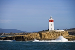 ron Pot lighthouse at the entrance to Hobart and the River Derwent Estuary ron Pot lighthouse at the entrance to Hobart and the River Derwent Estuary