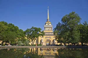Russia, St Petersburg, Admiralty building, now as a naval college Russia, St Petersburg, Admiralty building, now as a naval college