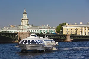 Russia, St. Petersburg, Meteor hydrofoil to Peterhof Russia, St. Petersburg, Meteor hydrofoil to Peterhof