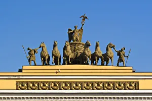 Russia, St Petersburg, Palace Square, Triumphal Arch, Chariot of Glory, a monument Russia, St Petersburg, Palace Square, Triumphal Arch, Chariot of Glory, a monument