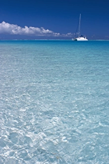 Sailboats inside the lagoon of Bora Bora, French Polynesia Sailboats inside the lagoon of Bora Bora, French Polynesia