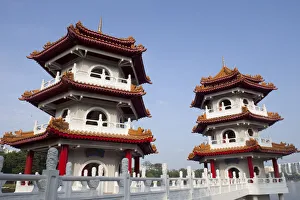 Singapore, Pagoda in the Chinese Garden Singapore, Pagoda in the Chinese Garden