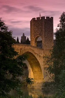 Spain, Catalunia (Catalunya), Besalu, Pont Vell (Old Bridge) over Fluvia River Spain, Catalunia (Catalunya), Besalu, Pont Vell (Old Bridge) over Fluvia River