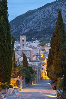 Steps of the Way of the Cross & Nostra Senyora dels Angels church, Pollenca, Mallorca Steps of the Way of the Cross & Nostra Senyora dels Angels church, Pollenca, Mallorca