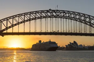 Sydney Harbour Bridge and Sydney Opera House at dawn, Sydney, New South Wales, Australia Sydney Harbour Bridge and Sydney Opera House at dawn, Sydney, New South Wales, Australia