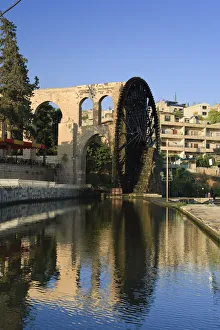 Syria, Hama old Town and 13th Century Water Wheels (Norias) Syria, Hama old Town and 13th Century Water Wheels (Norias)