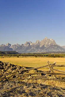 Teton Mountain Range, Grand Teton National Park, Wyoming, USA Teton Mountain Range, Grand Teton National Park, Wyoming, USA