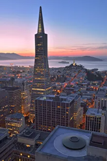 Trans America Pyramid seen from Mandarin Oriental Hotel, San Francisco, California, USA Trans America Pyramid seen from Mandarin Oriental Hotel, San Francisco, California, USA