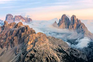 Tre Cime di Lavaredo Croda dei Toni (ZwAA¶lferkofel) and mount Rudo (Rautkofel Tre Cime di Lavaredo Croda dei Toni (ZwAA¶lferkofel) and mount Rudo (Rautkofel