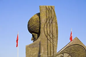 Turkey, Trabzon, Turkish Hungarian Dostluk friendship park, Statue of Suleyman the Turkey, Trabzon, Turkish Hungarian Dostluk friendship park, Statue of Suleyman the