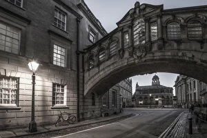 Images Dated 27th October 2017: UK, England, Oxfordshire, Oxford, New College Lane, Hertford College, Bridge of Sighs