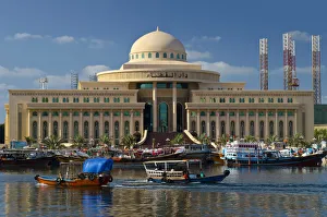 United Arab Emirates, Sharjah, Sharjah Courthouse United Arab Emirates, Sharjah, Sharjah Courthouse