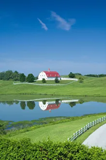 USA, Alabama, Warrior, Barn, Red Roof, Lake USA, Alabama, Warrior, Barn, Red Roof, Lake