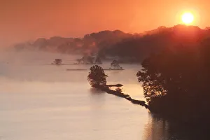 USA, Arkansas, Little Rock, Arkansas River, autumn fog USA, Arkansas, Little Rock, Arkansas River, autumn fog