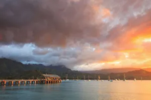 USA, Hawaii, Kauai, Hanalei Bay and Pier USA, Hawaii, Kauai, Hanalei Bay and Pier