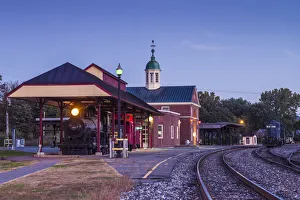 USA, New England, Vermont, White River Junction, train station, dusk USA, New England, Vermont, White River Junction, train station, dusk