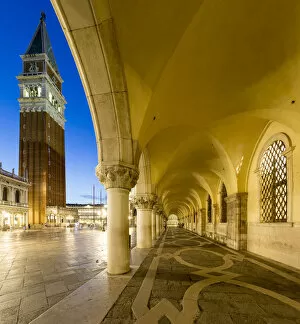 Images Dated 14th September 2016: Venice, Veneto, Italy. San Marco Square at night