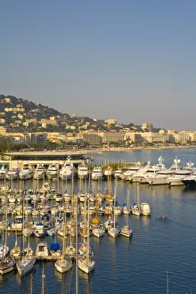 Vieux Port, Old Harbour, Cannes, Provence-Alpes-Cote d'Azur, France Vieux Port, Old Harbour, Cannes, Provence-Alpes-Cote d'Azur, France