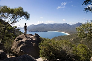 Wineglass Bay lookout on the Freycinet Peninsula Wineglass Bay lookout on the Freycinet Peninsula