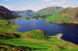 Images Dated 24th October 2008: Buttermere and Crummock Water in the Lake district UK