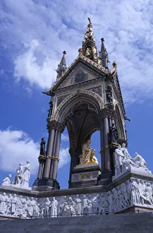 ENGLAND London Kensington Gardens The Royal Albert Memorial designed by George Gilbert ENGLAND London Kensington Gardens The Royal Albert Memorial designed by George Gilbert