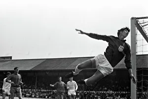 Soccer - English Division Two - Millwall v Charlton - The Den Soccer - English Division Two - Millwall v Charlton - The Den